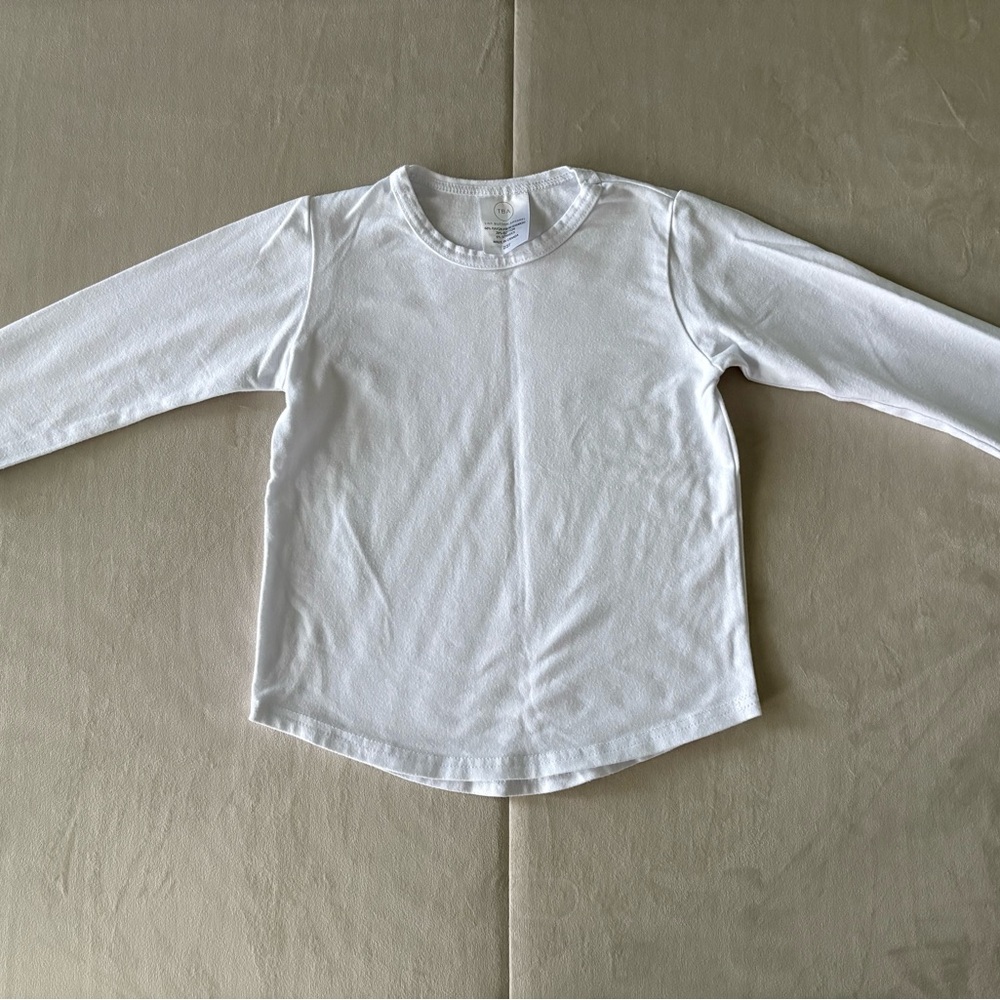 ⭐️2/$20⭐️ Tiny Button Apparel Long Sleeve Shirt